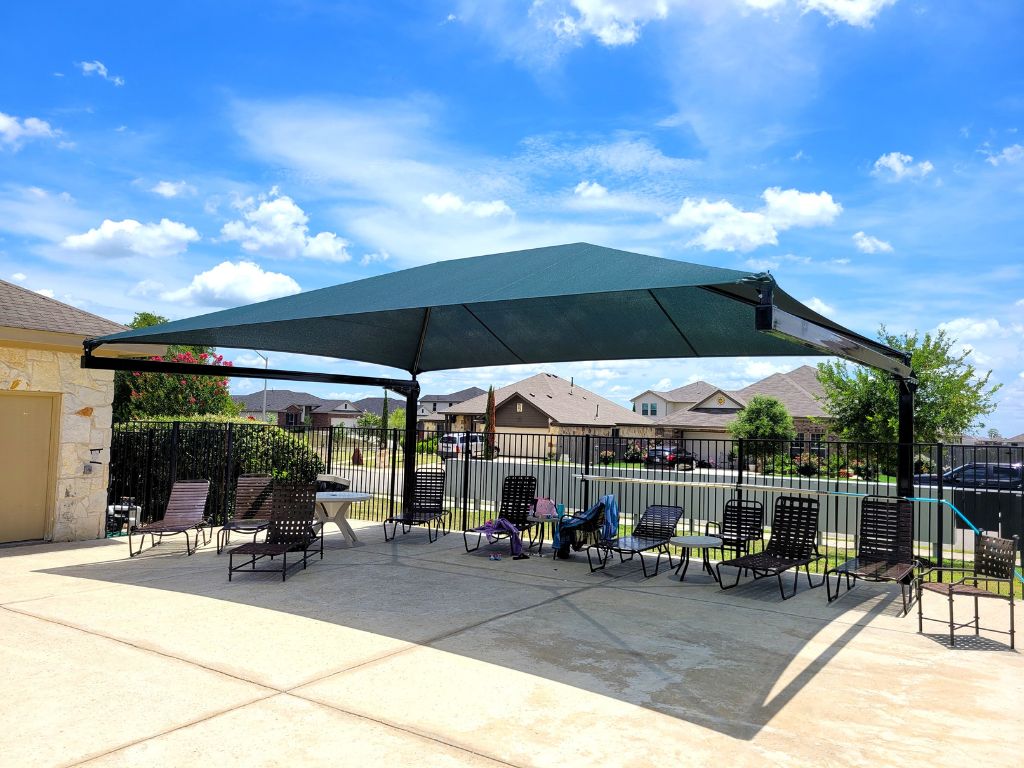 Hip Cantilever Shade Structure